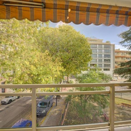 Elegant Apt W/2 Terraces/Mins To Beach & Shops Antibes Eksteriør bilde