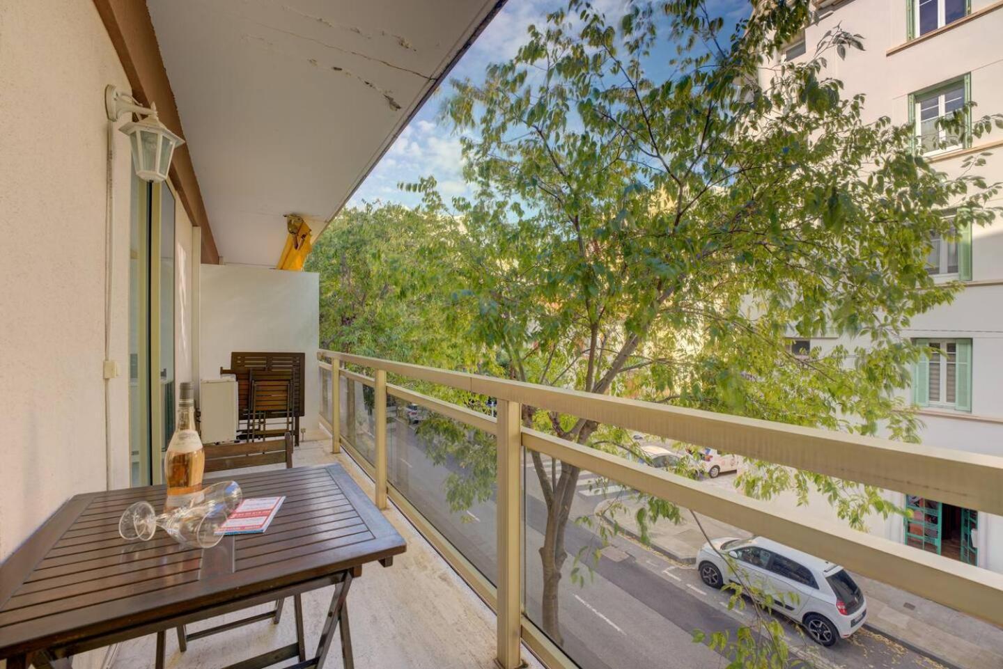 Elegant Apt W/2 Terraces/Mins To Beach & Shops Antibes Eksteriør bilde
