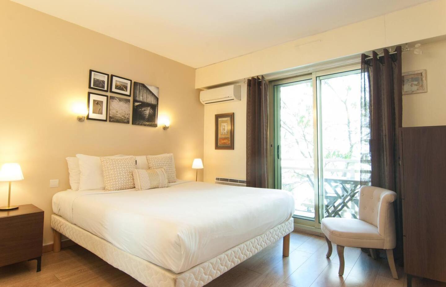 Elegant Apt W/2 Terraces/Mins To Beach & Shops Antibes Eksteriør bilde