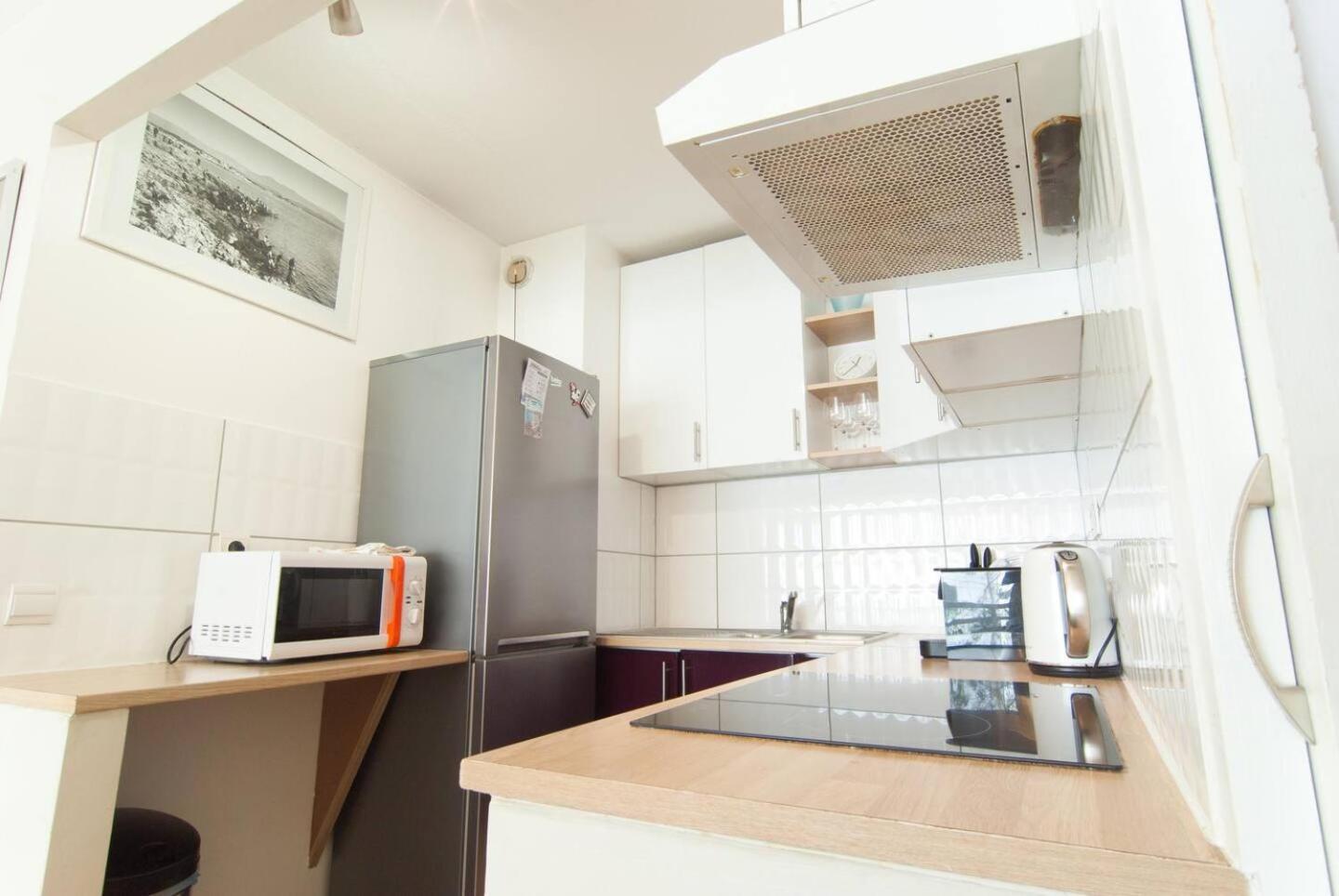 Elegant Apt W/2 Terraces/Mins To Beach & Shops Antibes Eksteriør bilde